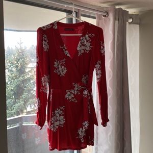 Super cute long sleeve floral romper